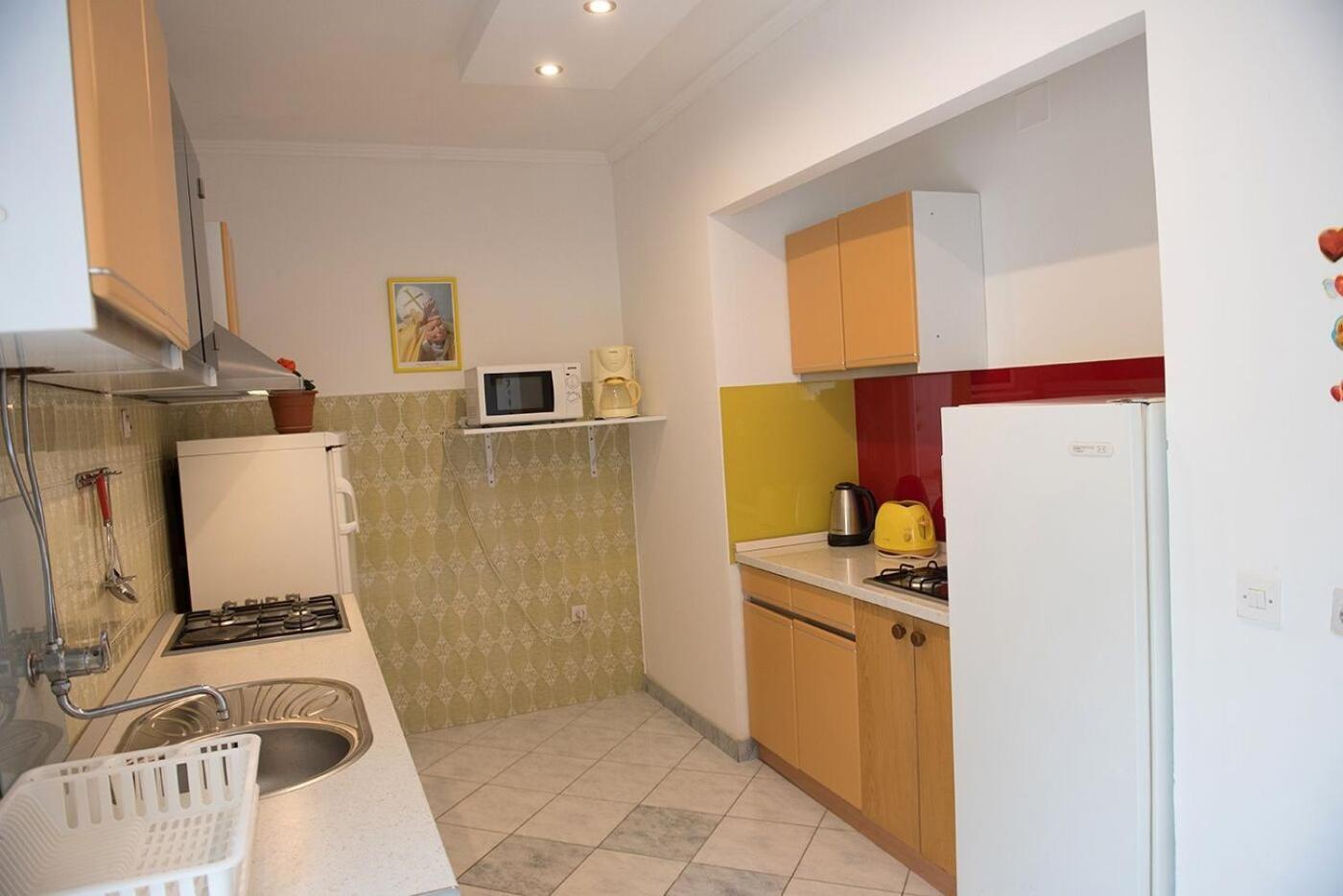 Apartments And Rooms Robi Podstrana Exterior photo